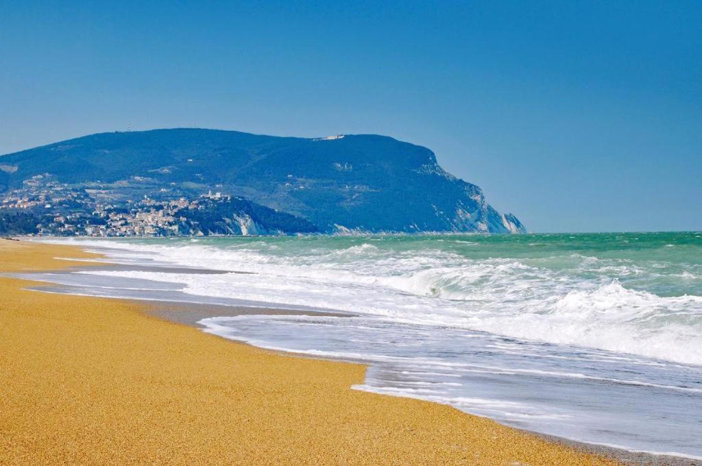 Appartamento La Casa al Mare di Giulia Porto Potenza Picena Esterno foto